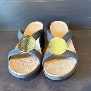 Stylish Brown Croc Wedge Sandals with Gold Accent